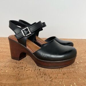 BOC Black Heeled Clogs 7